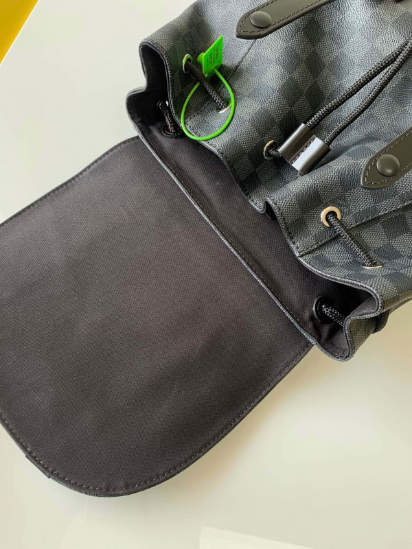 l**is V*t*n christopher backpack