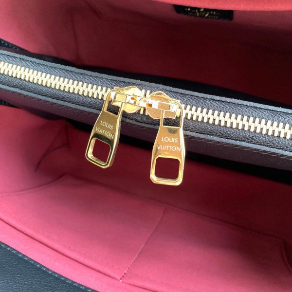 l**is V*t*n montaigne mm