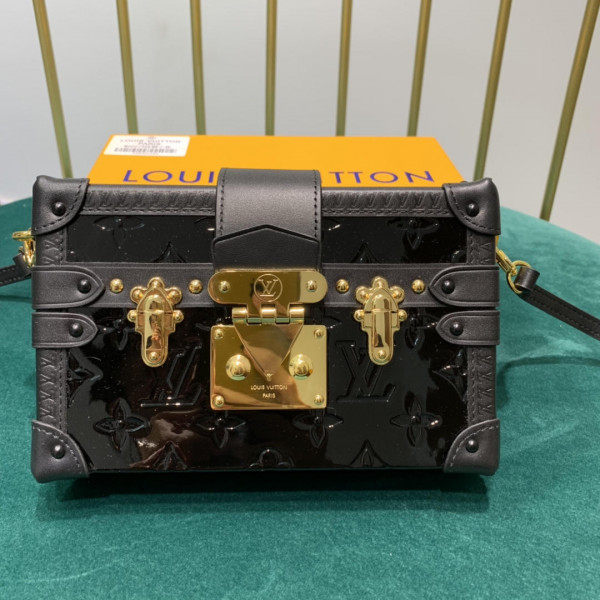 l**is V*t*n petite malle