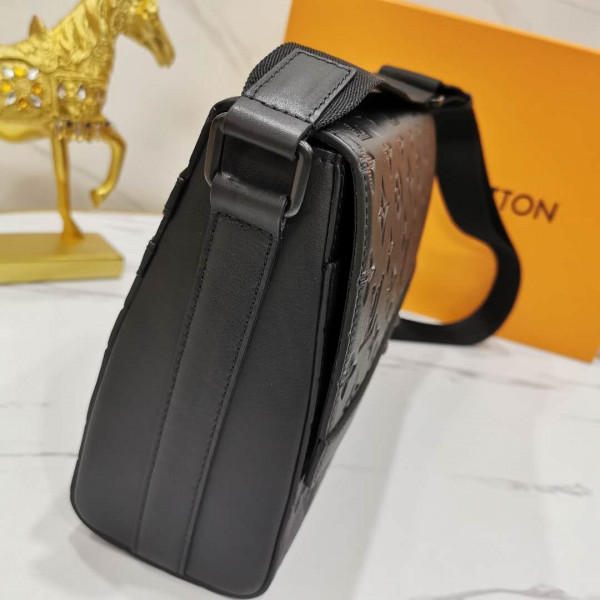 l**is V*t*n spring messenger