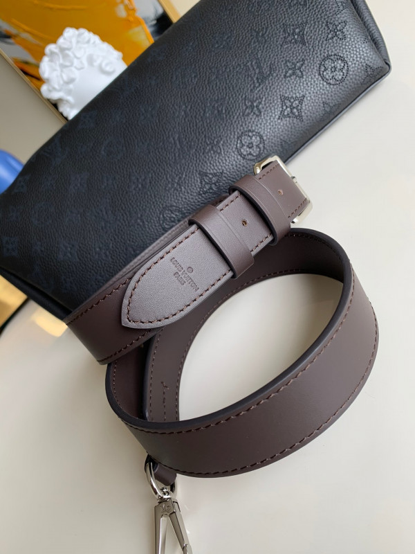 l**is V*t*n beaubourg hobo mm