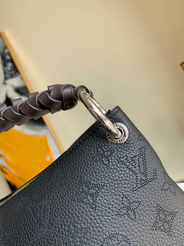 l**is V*t*n beaubourg hobo mm