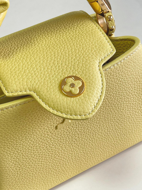 l**is V*t*n capucines mini