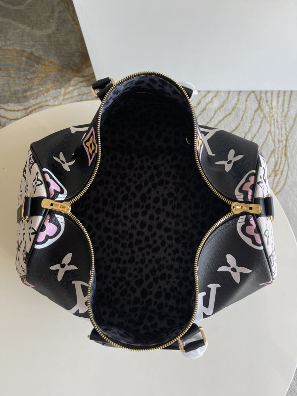 l**is V*t*n keepall bandouliÈre 45