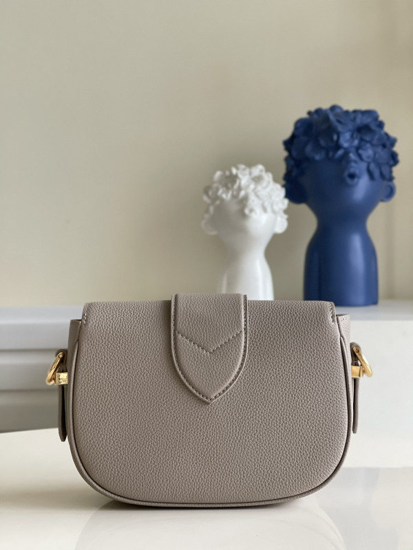 l**is V*t*n pont 9 soft pm