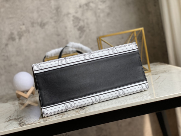 l**is V*t*n onthego mm