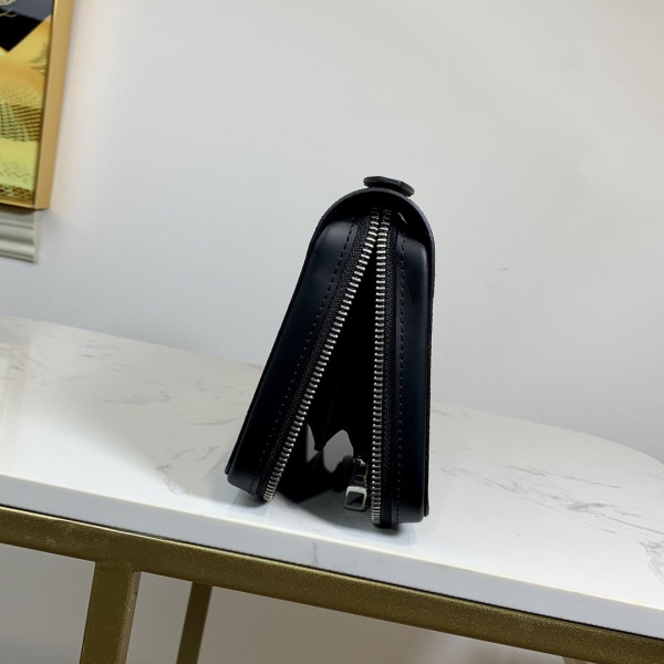 l**is V*t*n zippy xl wallet