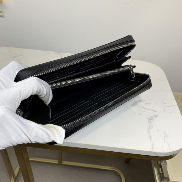 l**is V*t*n zippy xl wallet