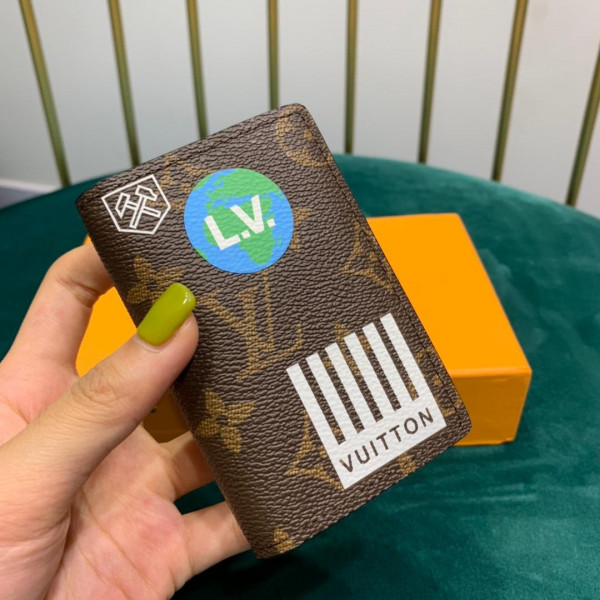 l**is V*t*n pocket organizer