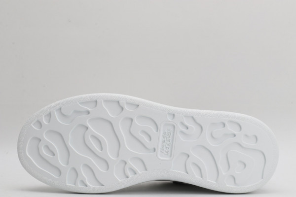ALEXANDER MCQUEEN Oversized Sneaker