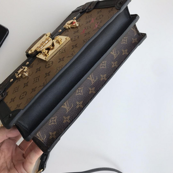 l**is V*t*n trunk clutch