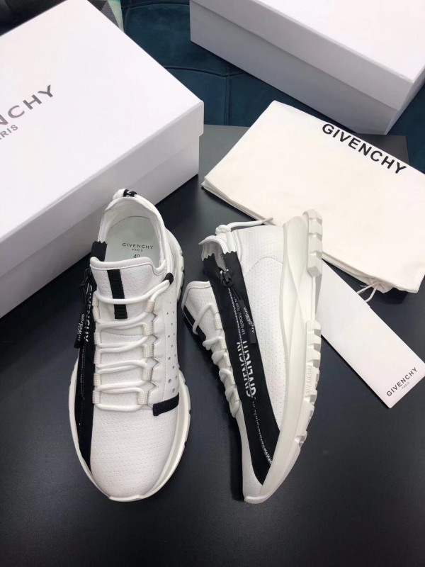GIVENCHY SPECTRE RUNNER SNEAKERS IN PERFORATED LEATHER WITH ZIP