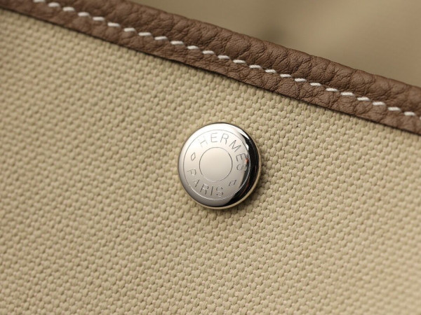 H**mes garden party 30