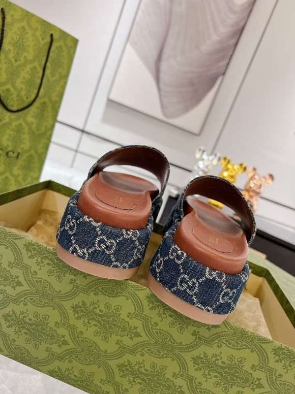 G*u*i platform slide