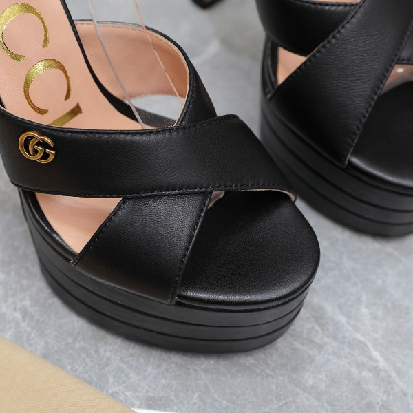 G*u*i women''s platform sandal