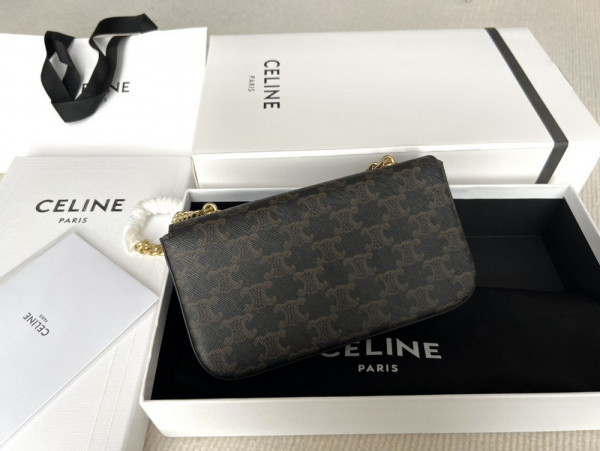 Ce**e chain shoulder bag triomphe