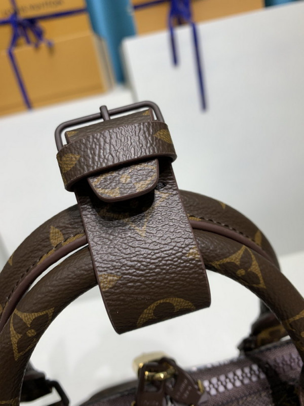 l**is V*t*n keepall bandouliÈre 50