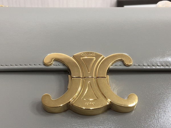 Ce**e chain shoulder bag triomphe