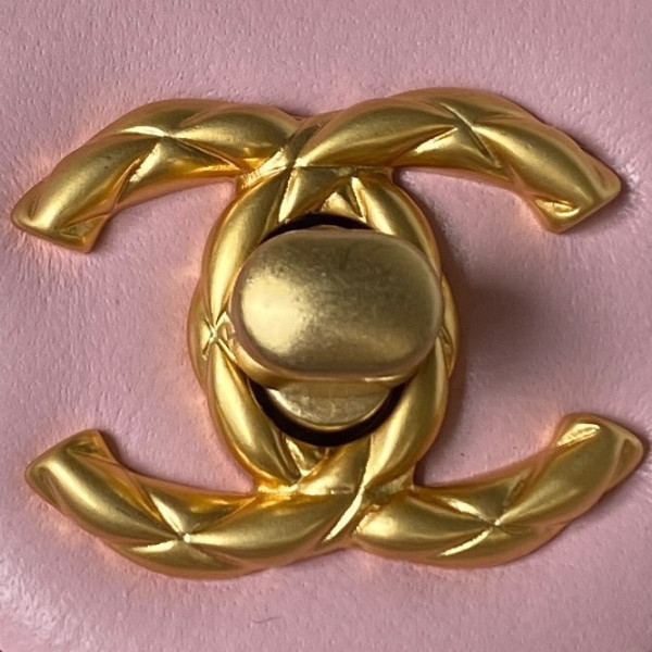 CL FLAP BAG WITH TOP HANDLE