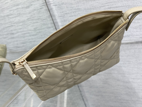 D*or D*ortravel nomad pouch medium