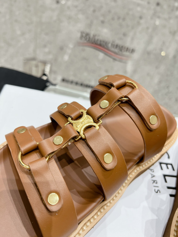 Ce**e slides tippi in calfskin