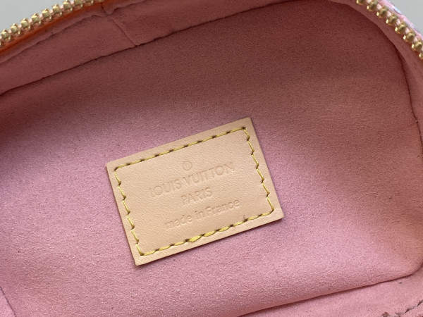 l**is V*t*n micro vanity nano