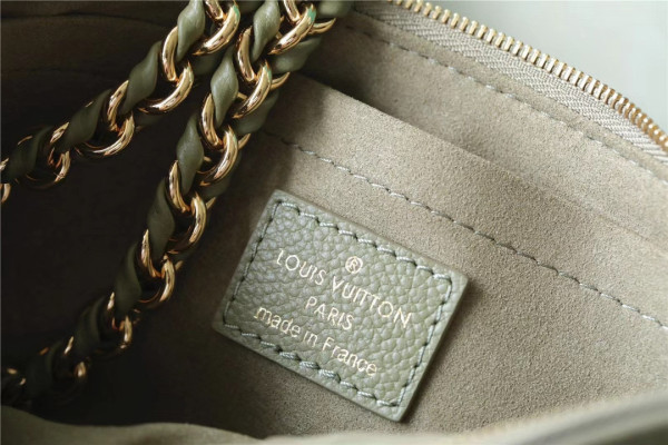 l**is V*t*n multi pochette accessoires