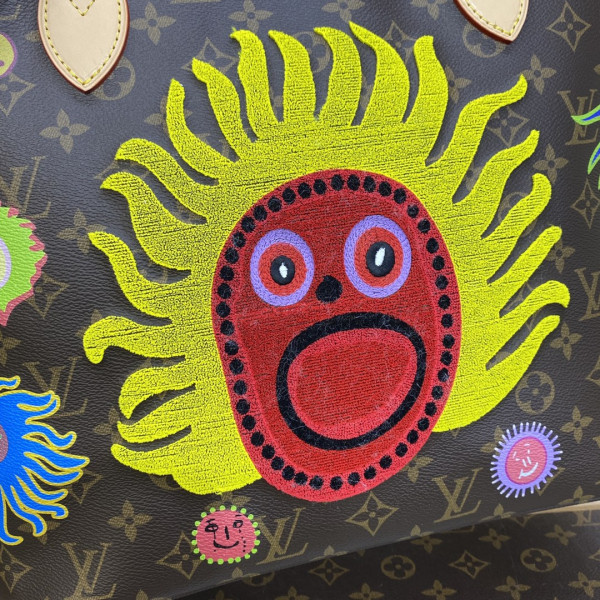 l**is V*t*n x yk neverfull mm