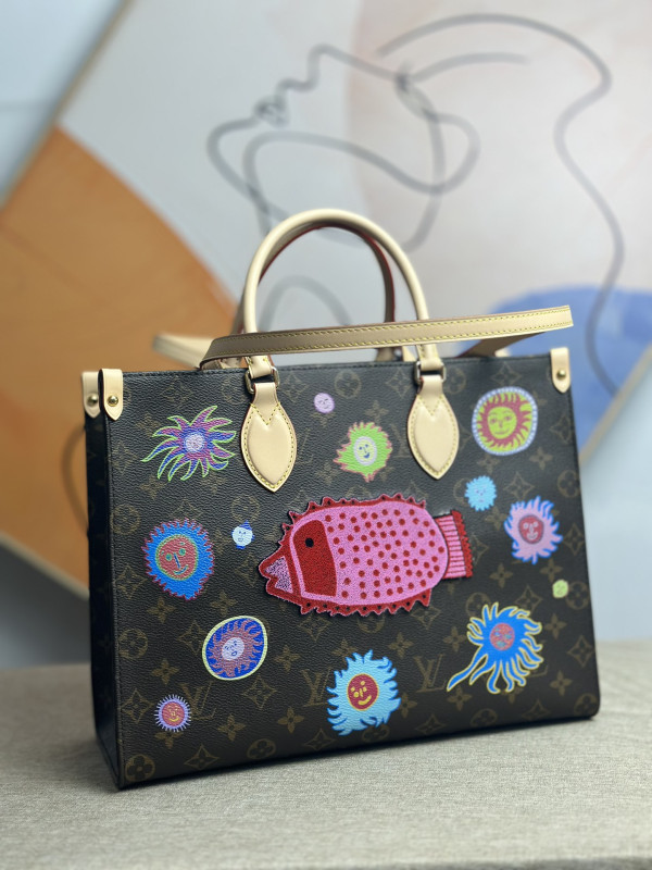 l**is V*t*n x yk onthego mm