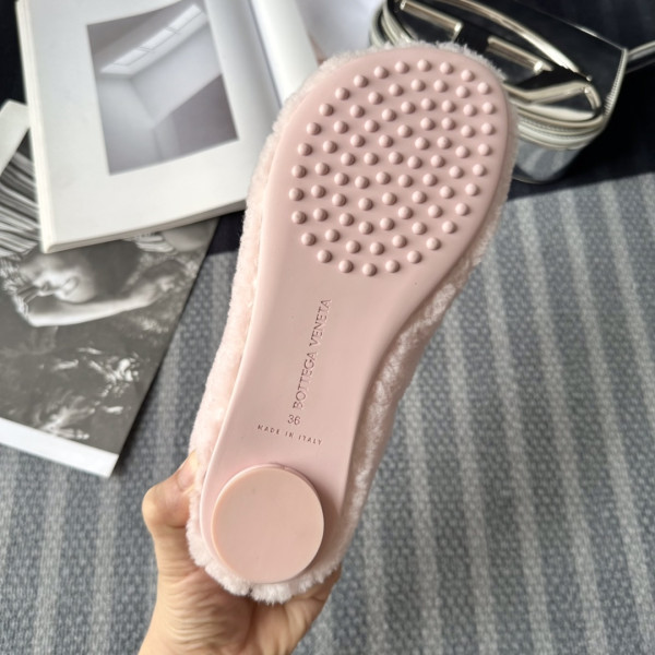 Bo*te*ga ve*ne*ta atomic shearling-trimmed ballet flats