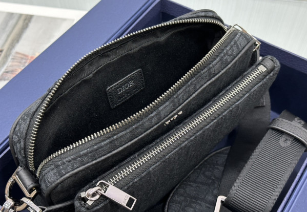 D*or saddle triple pouch