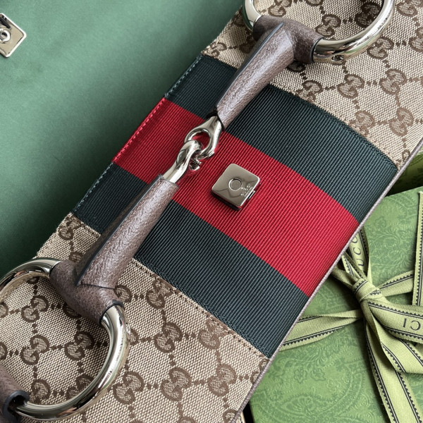 G*u*i horsebit chain medium shoulder bag