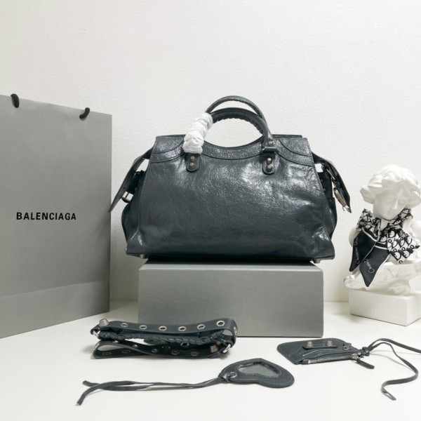 Ba*len*cia*ga women''s neo cagole city handbag