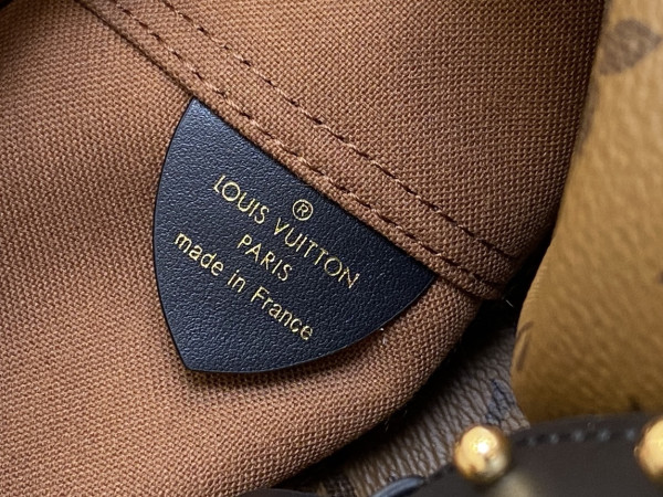 l**is V*t*n atlantis bb