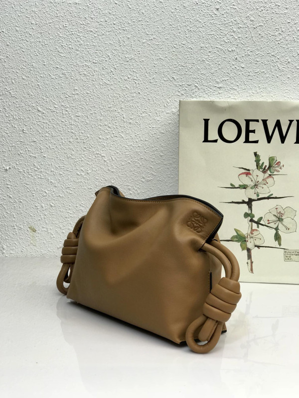 LOEWE Mini Flamenco clutch-18-23.9-9cm