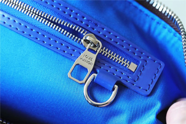 l**is V*t*n keepall bandouliÈre 50