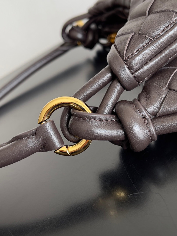 Bo*te*ga ve*ne*ta small gemelli