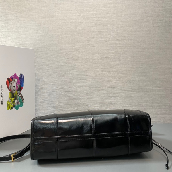 Pra*a 1ba439 soft lux bag-24-38-12cm