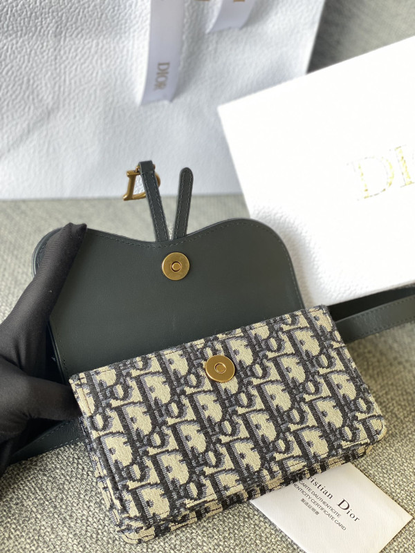 D*or saddle belt pouch