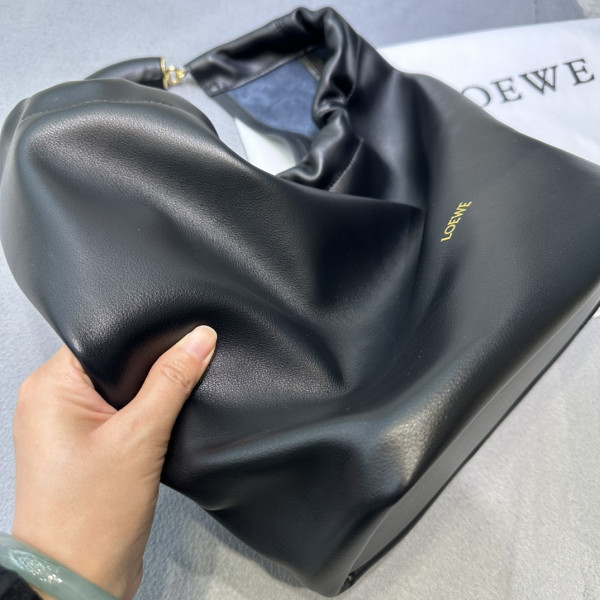 LOEWE Small Squeeze bag in nappa lambskin-24*29*10.5cm