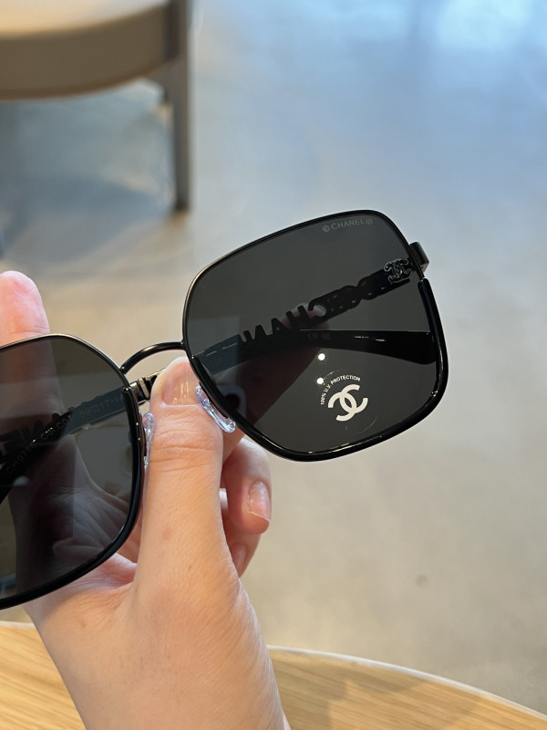 CL SUNGLASSES