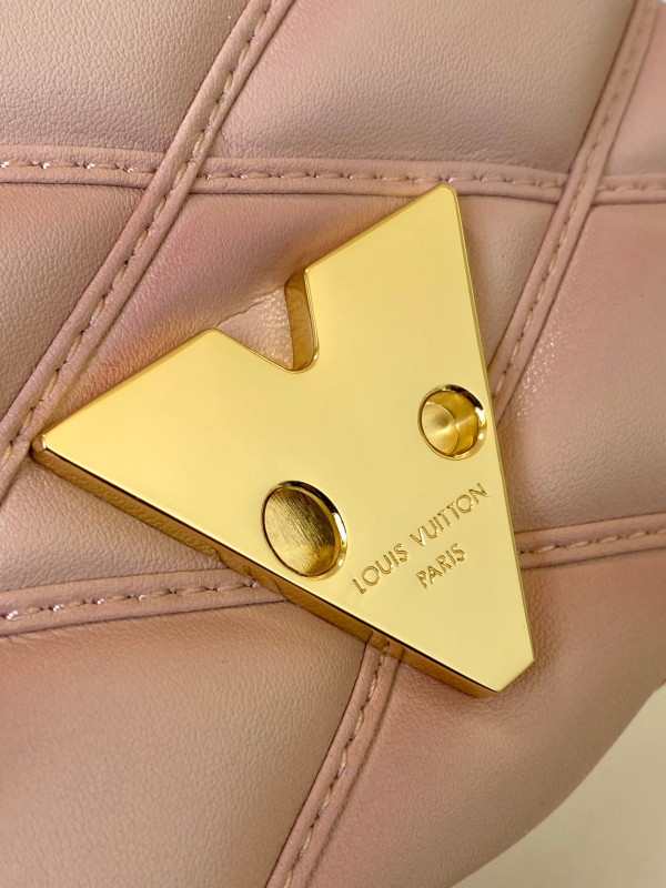 l**is V*t*n pico go-14-15*10*6.5cm