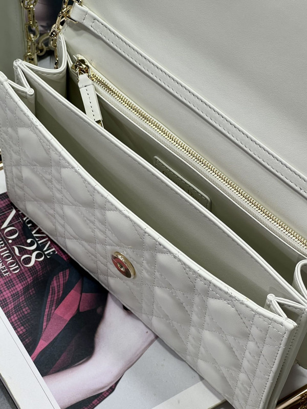 lady D*or-24*14*7.5cm