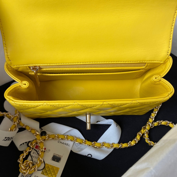 CL FLAP BAG WITH TOP HANDLE-18CM
