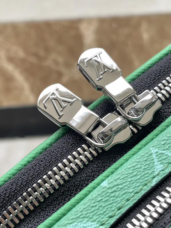 l**is V*t*n nano alpha-11.0*18.5*6.5cm