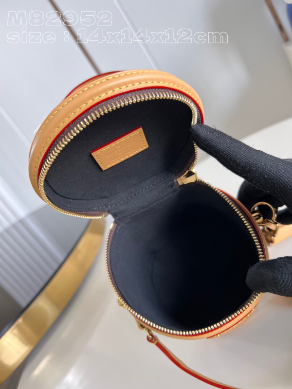 l**is V*t*n nano cannes -14.5 x 14 x 12cm