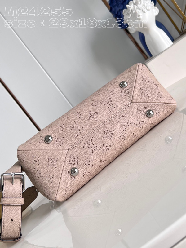 l**is V*t*n hand it all pm - 29 x 18 x 13cm