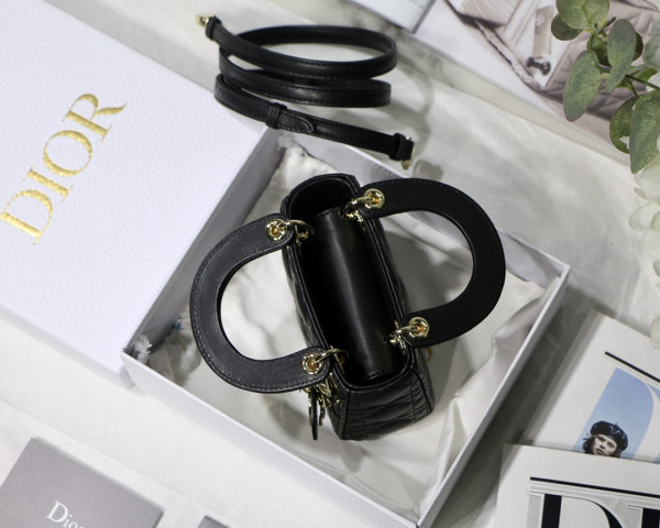 lady D*or micro-12*10*5cm