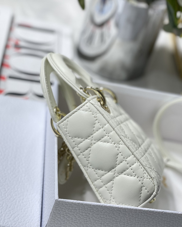 lady D*or micro-12*10*5cm