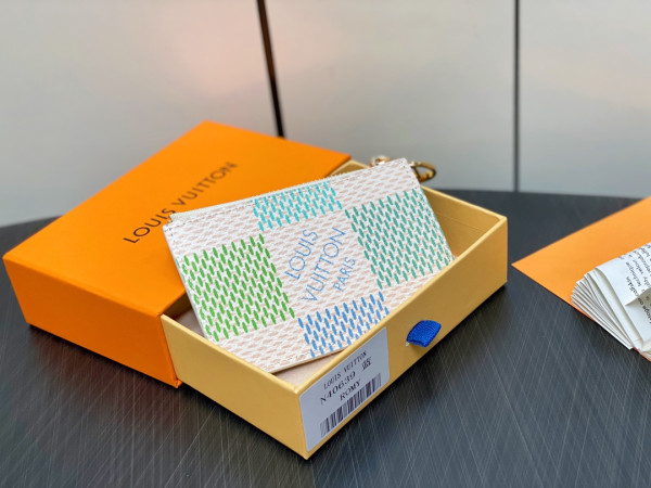 l**is V*t*n romy card holder-12*8*0.8cm